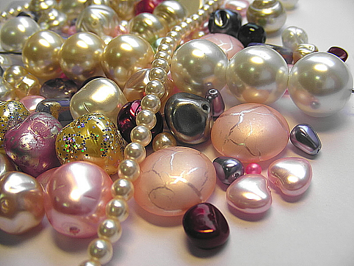imitation-pearls